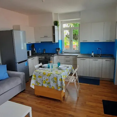 Casa Vacanze - Casa Quattro Luci Ferienhaus *